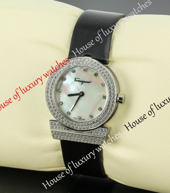 Копия Часы Salvatore Ferragamo H101317