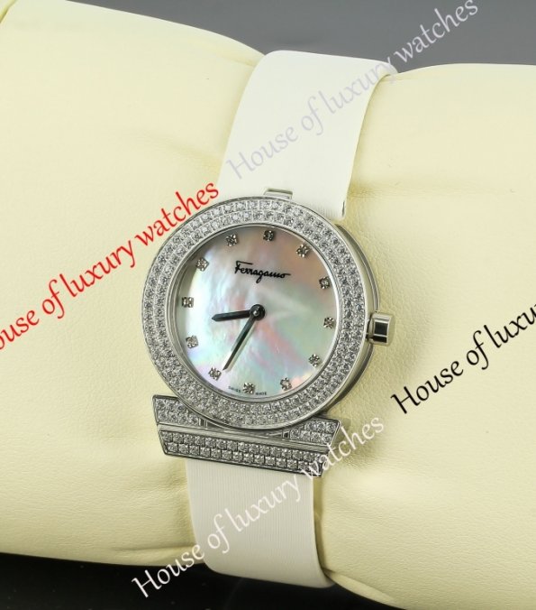 Копия Часы Salvatore Ferragamo H101318