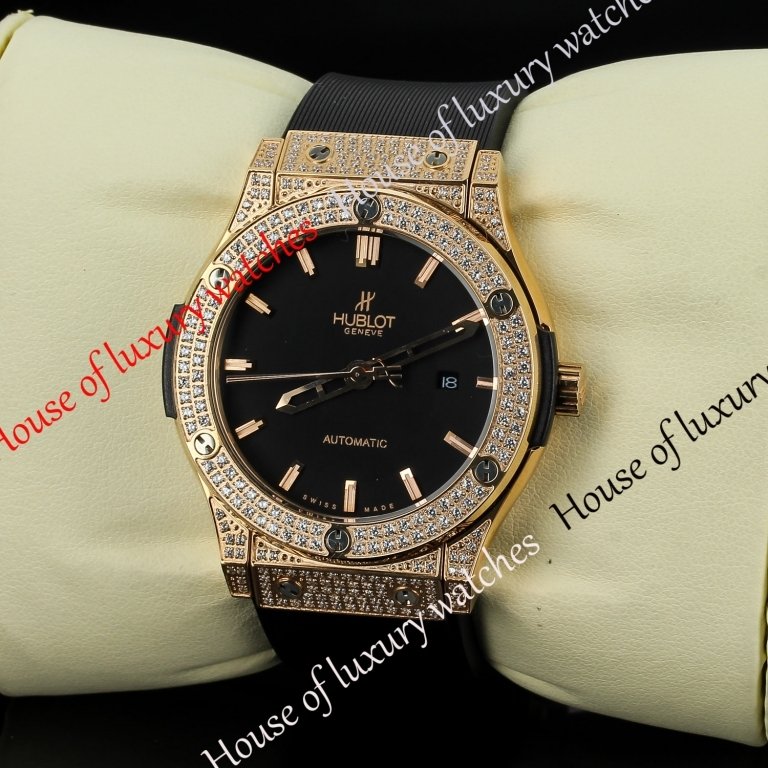 Копия Часы Hublot Classic Fusion Black Magic H101398