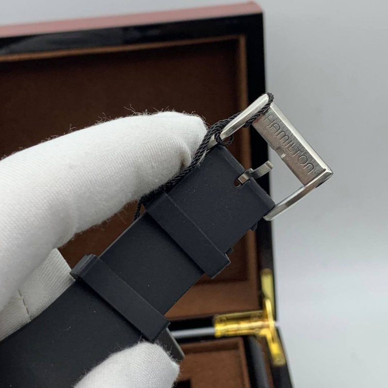 Копия Часы Hamilton Shaped H101704