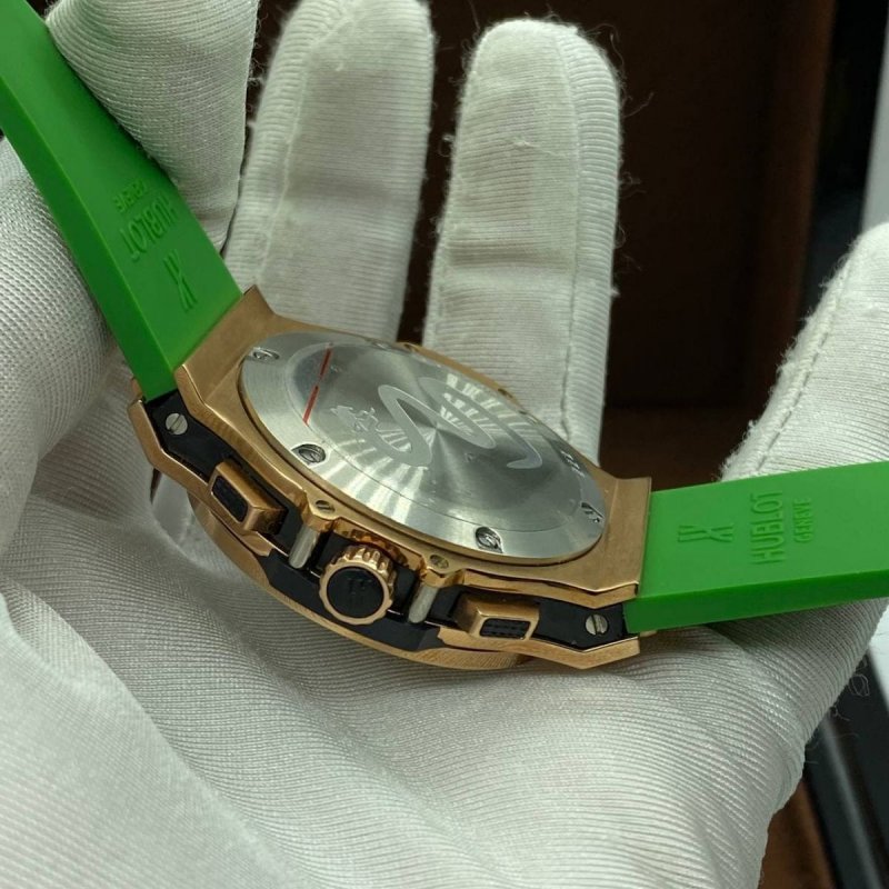 Копия Часы Hublot Big Bang Boa Bang H102109