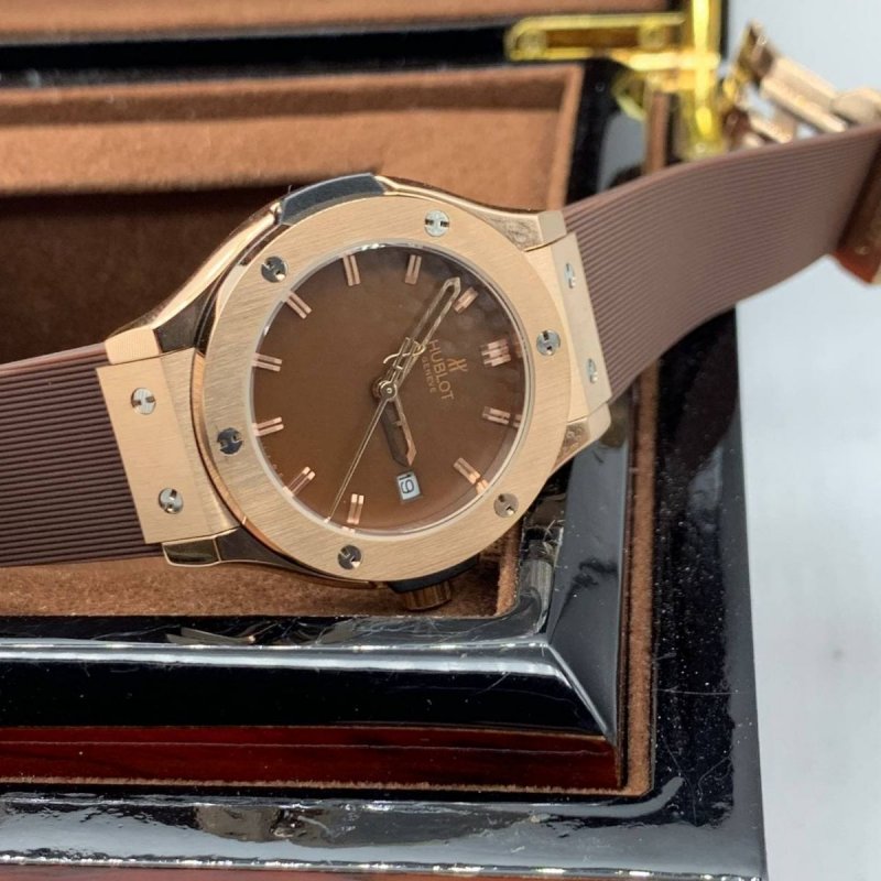 Копия Часы Hublot Classic Fusion H102437