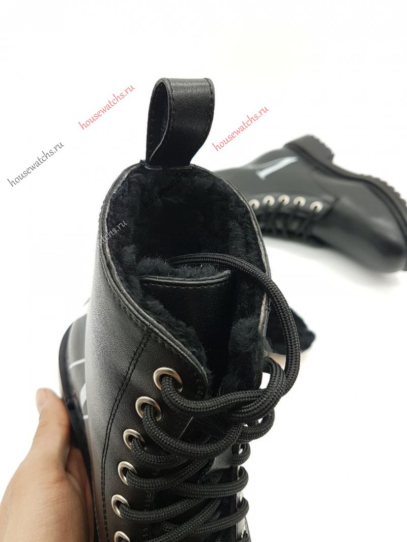 Копия  Ботинки Valentino H800346