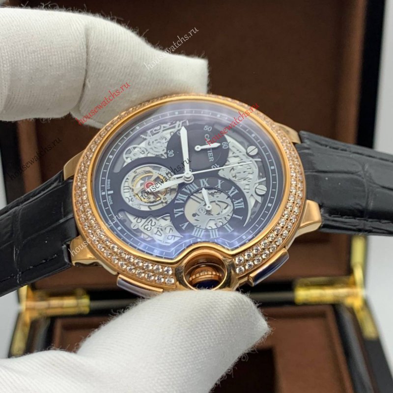 Копия Часы Cartier Rotonde de Cartier H104107