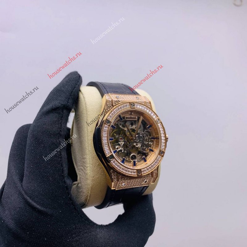 Копия Часы Hublot Classic Fusion Titanium Diamonds H104364