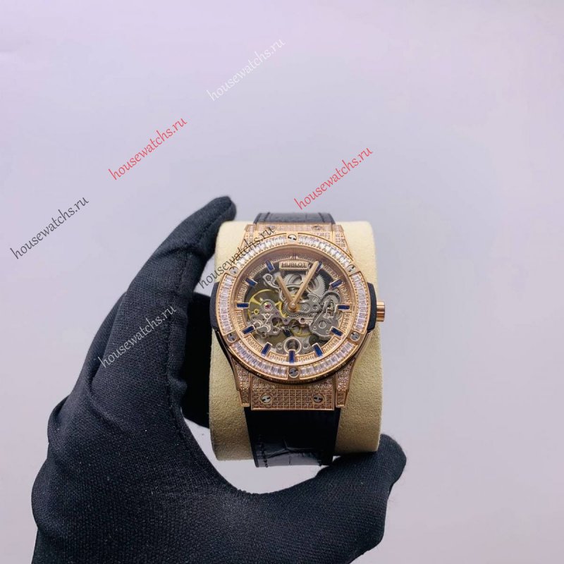 Копия Часы Hublot Classic Fusion Titanium Diamonds H104364