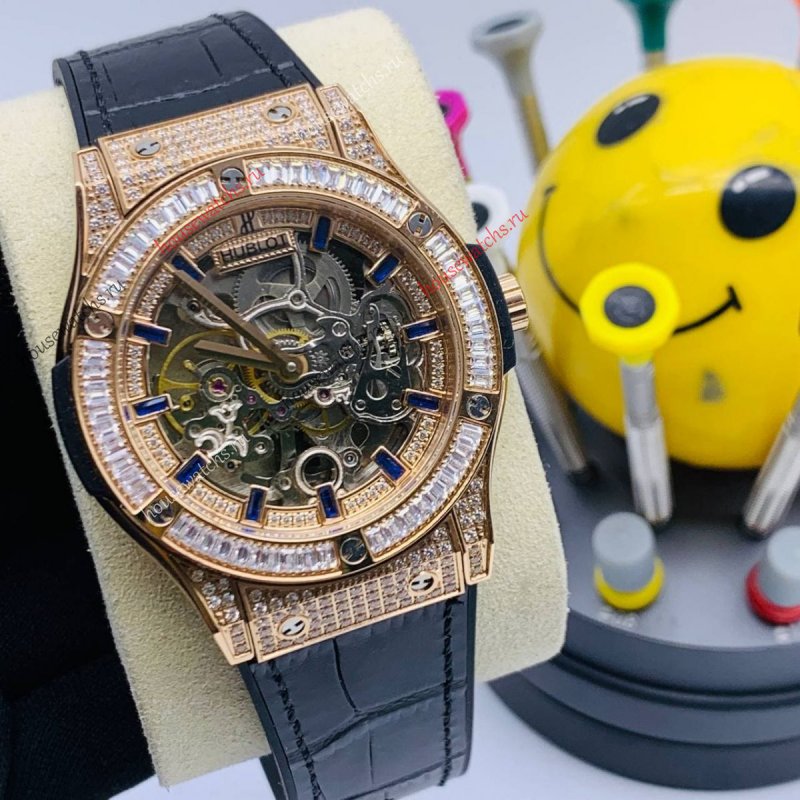 Копия Часы Hublot Classic Fusion Titanium Diamonds H104364