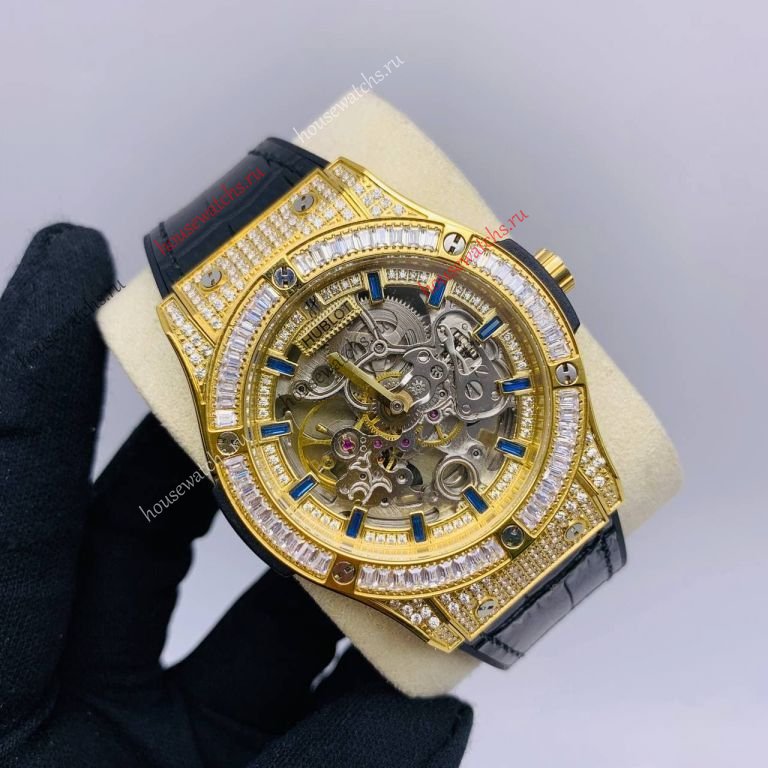 Копия Часы Hublot Classic Fusion Titanium Diamonds H104366