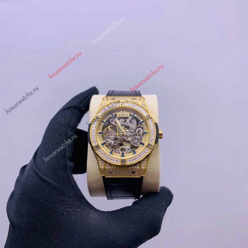 Копия Часы Hublot Classic Fusion Titanium Diamonds H104366