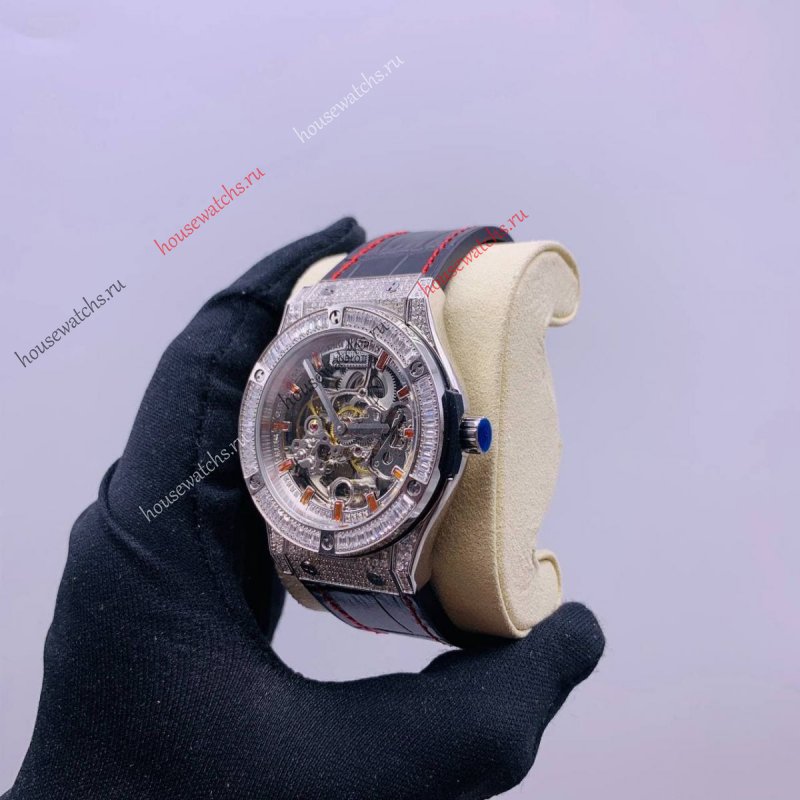 Копия Часы Hublot Classic Fusion Titanium Diamonds H104367