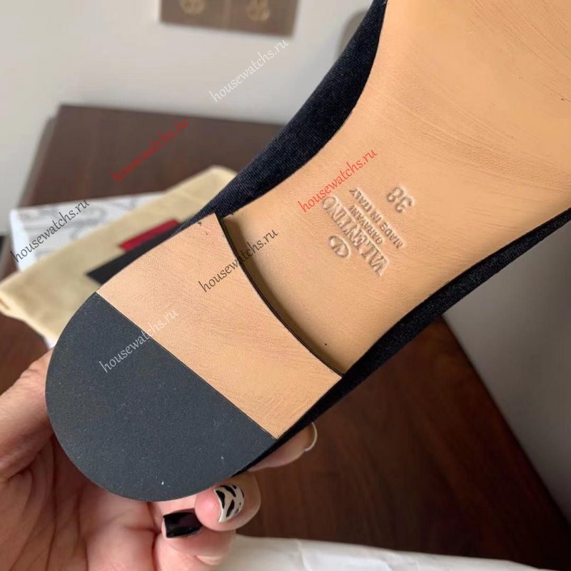Копия  Туфли Valentino H801314