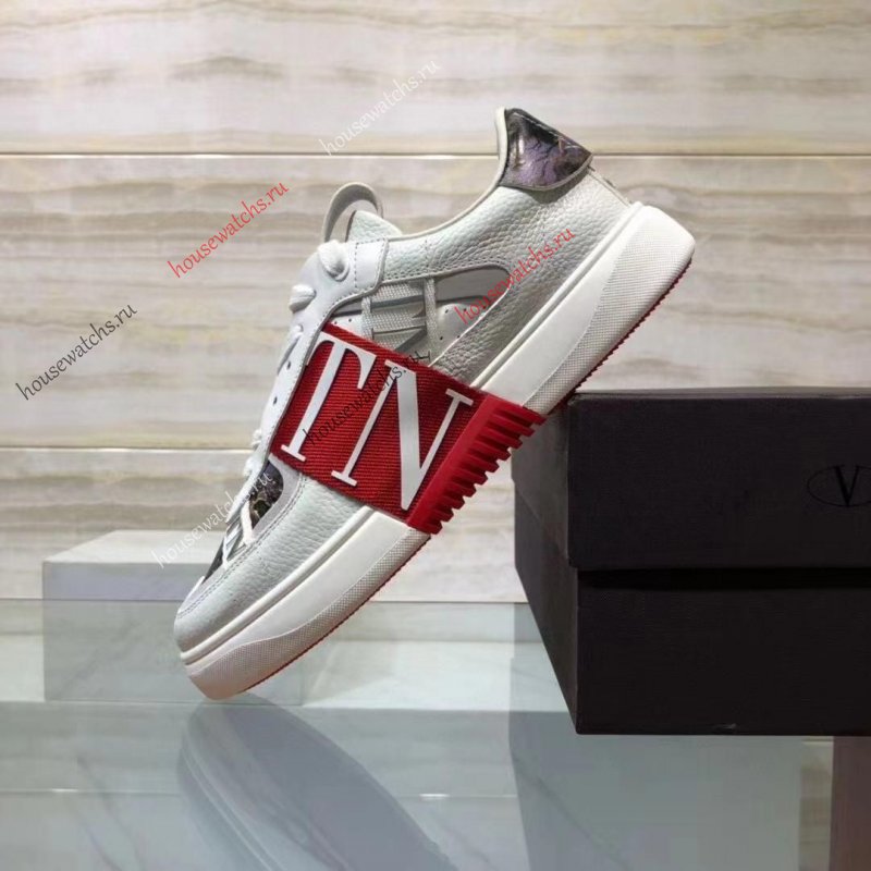 Копия  Кроссовки Valentino H801317