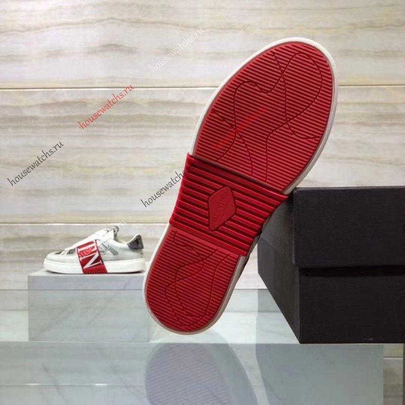 Копия  Кроссовки Valentino H801317