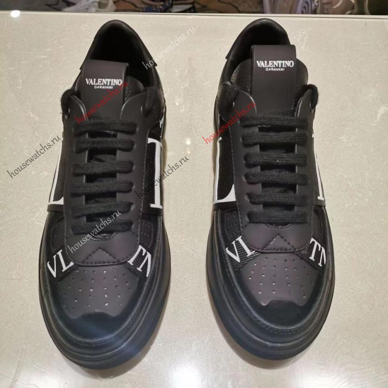 Копия  Кроссовки Valentino H801321