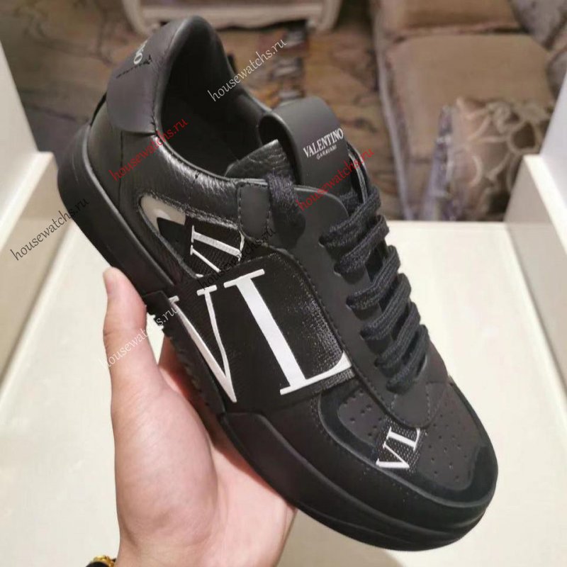 Копия  Кроссовки Valentino H801321