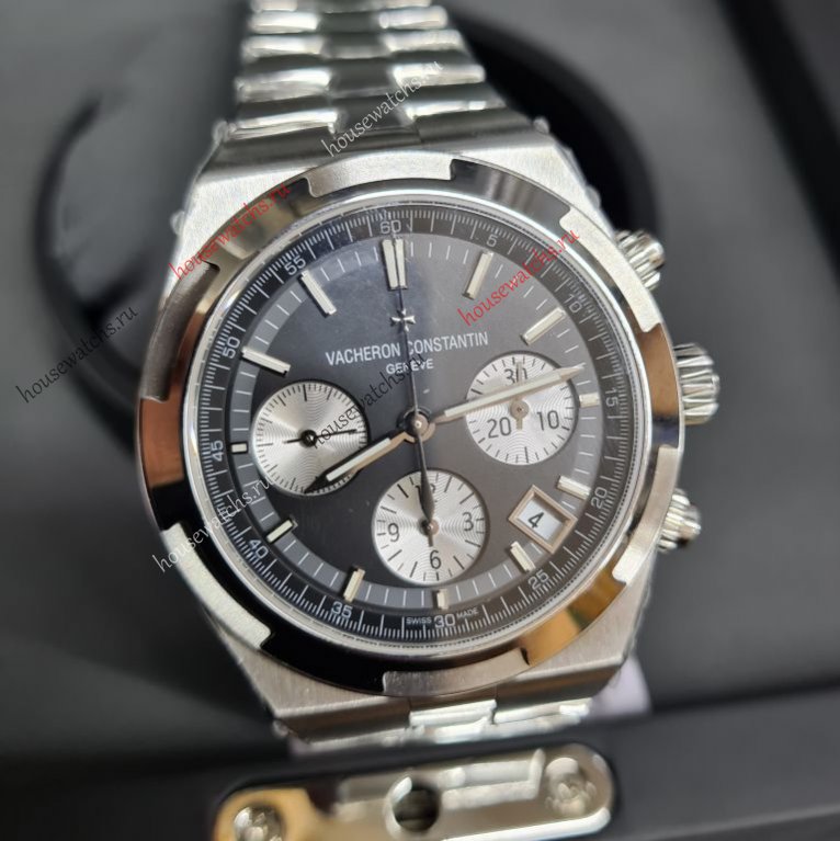 Копия Часы Vacheron Constantin Overseas HЭ493