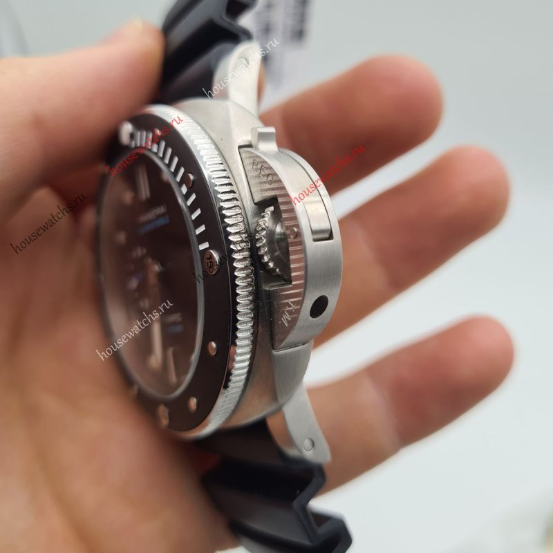 Копия Часы Panerai Luminor Submersible H104497