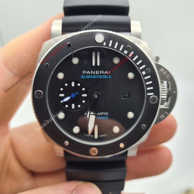 Копия Часы Panerai Luminor Submersible H104497