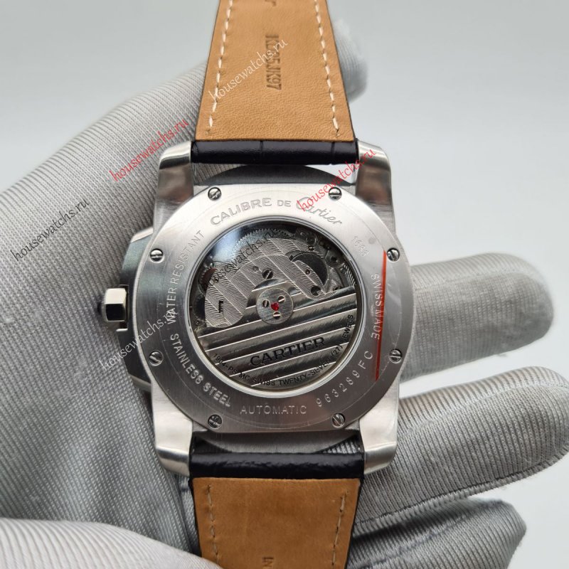 Копия Часы Cartier Calibre de Cartier H104531