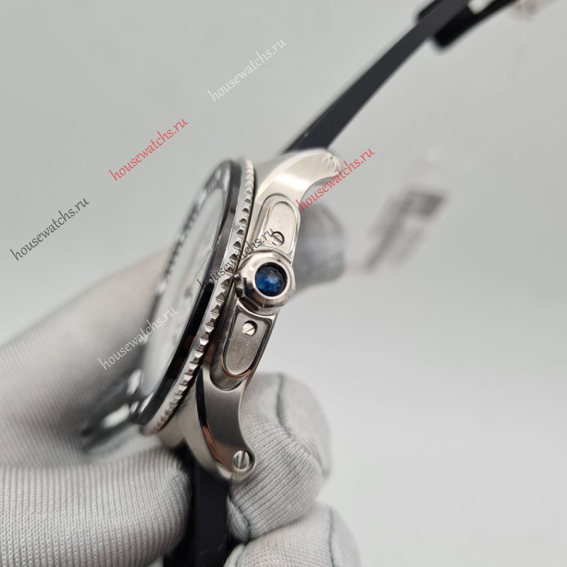 Копия Часы Cartier Calibre de Cartier H104532