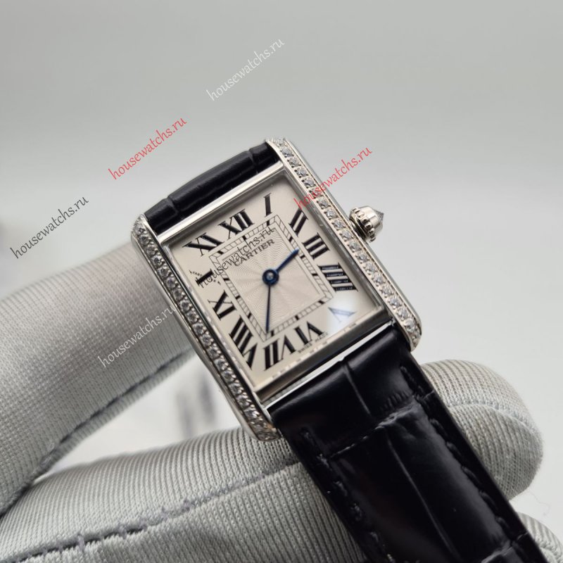 Копия Часы Cartier Tank H104543