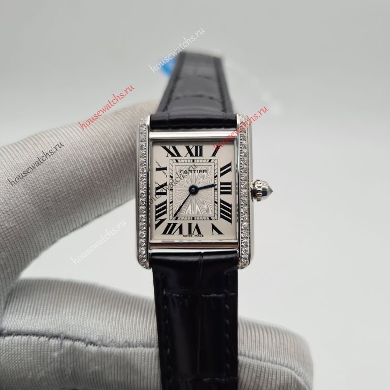 Копия Часы Cartier Tank H104543