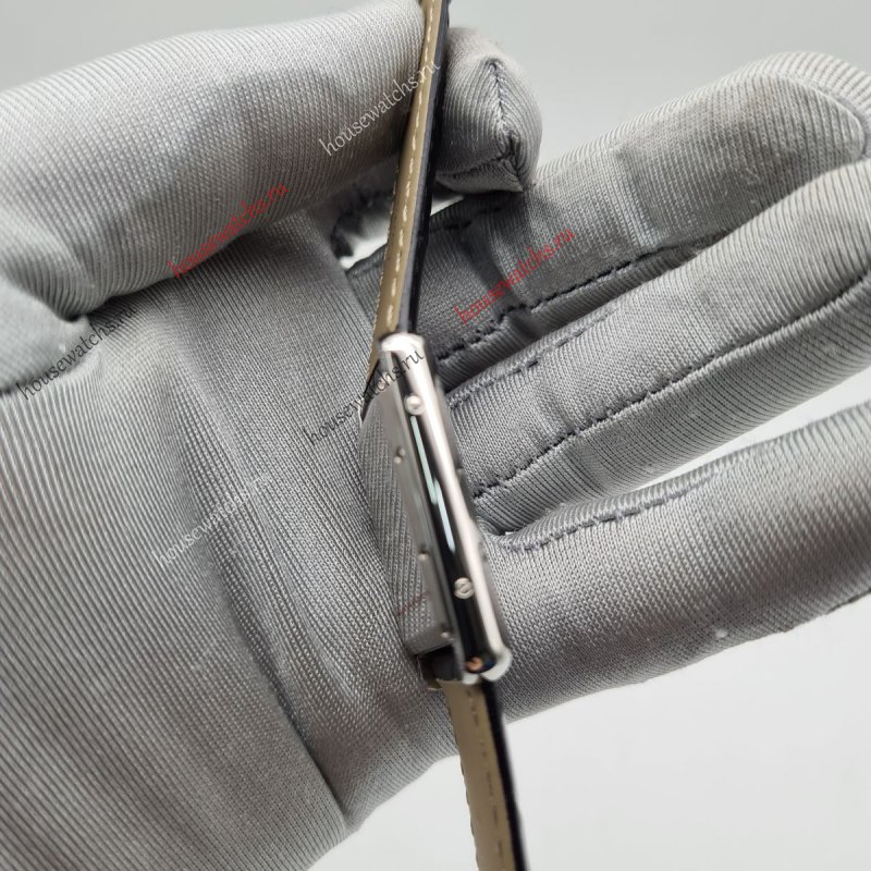 Копия Часы Cartier Tank H104547