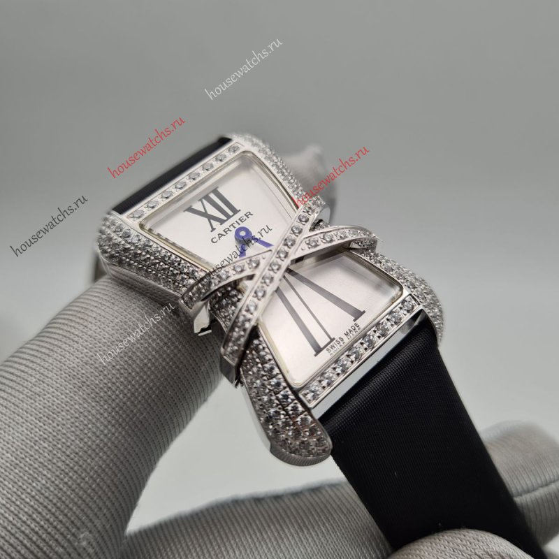 Копия Часы Cartier Libre Tank H104549