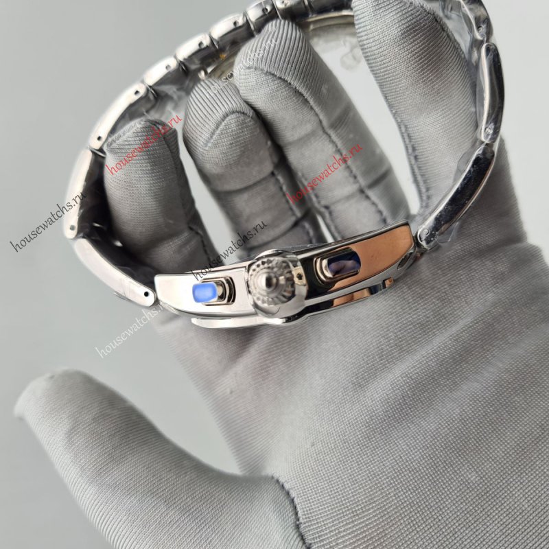 Копия Часы Cartier Roadster H104551