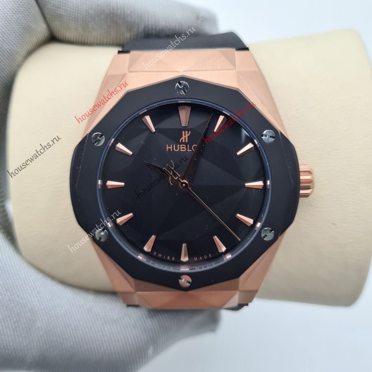 Копия Часы HUBLOT Classic Fusion Orlinski Titanium Alternative Pavé H104756