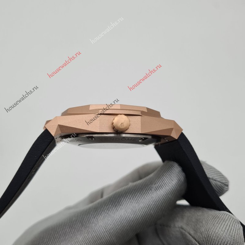 Копия Часы HUBLOT Classic Fusion Orlinski Titanium Alternative Pavé H104756