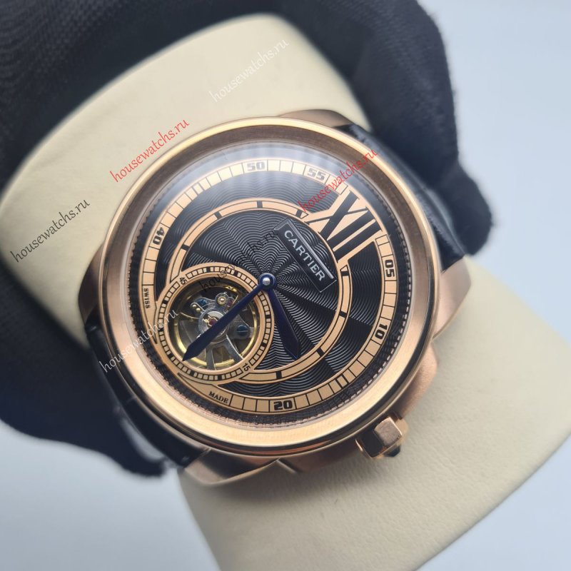 Копия Часы Cartier Calibre de Cartier H104943