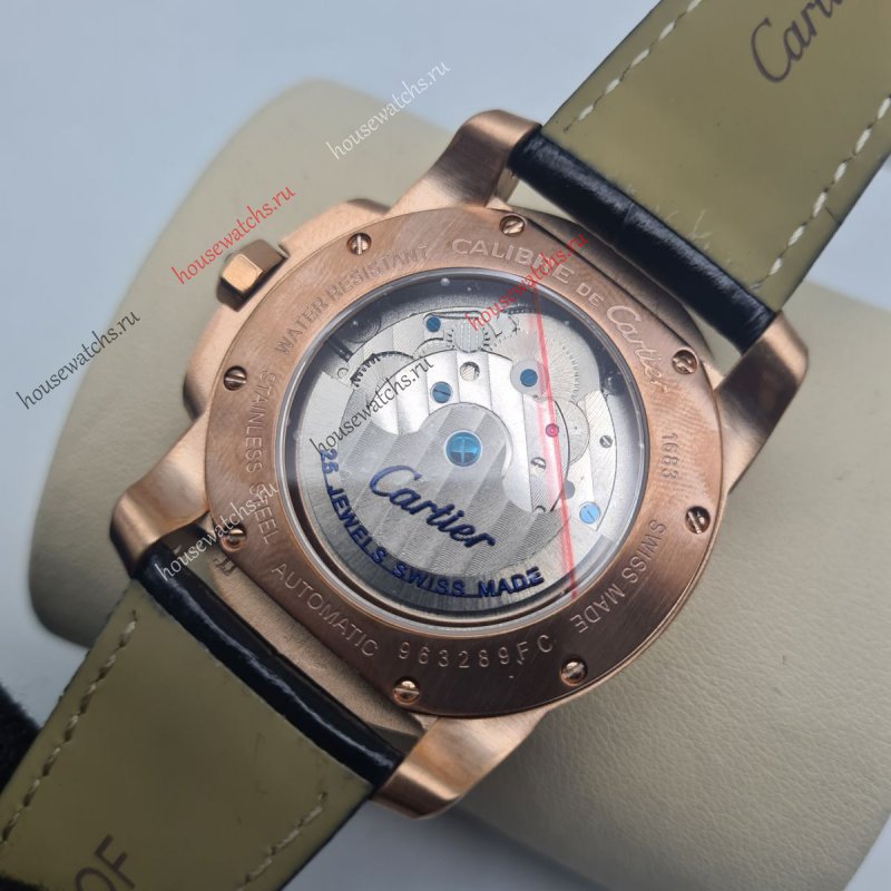 Копия Часы Cartier Calibre de Cartier H104943