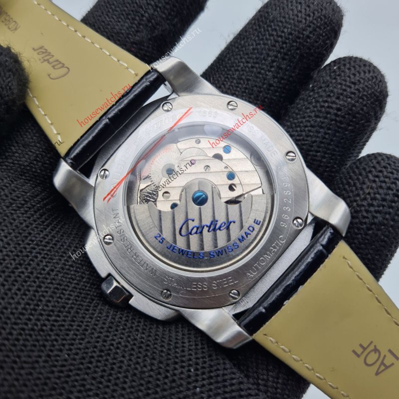 Копия Часы Cartier Calibre de Cartier H104945