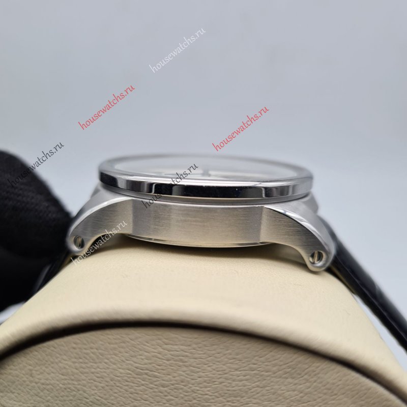 Копия Часы Cartier Calibre de Cartier H104946