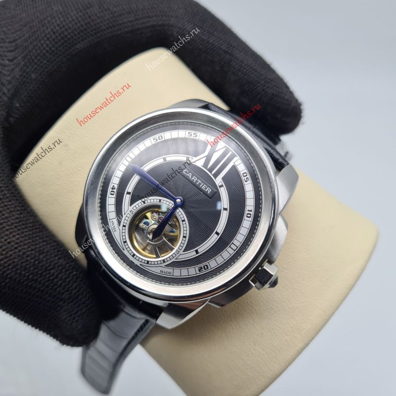 Копия Часы Cartier Calibre de Cartier H104946