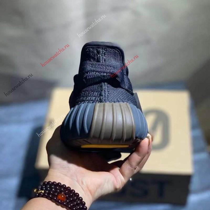 Копия  Кроссовки Adidas H801360