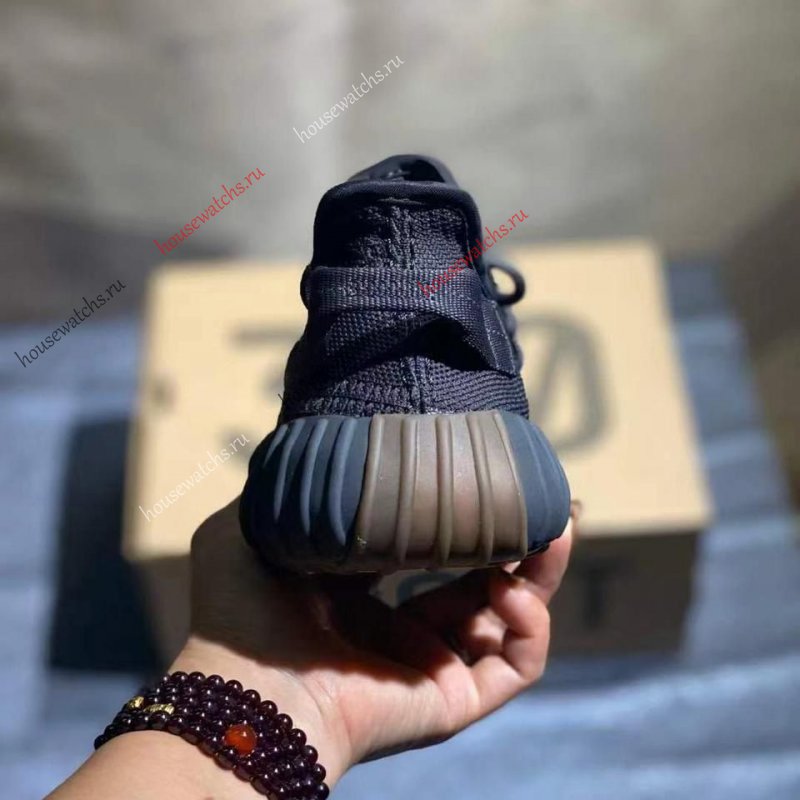 Копия  Кроссовки Adidas H801363