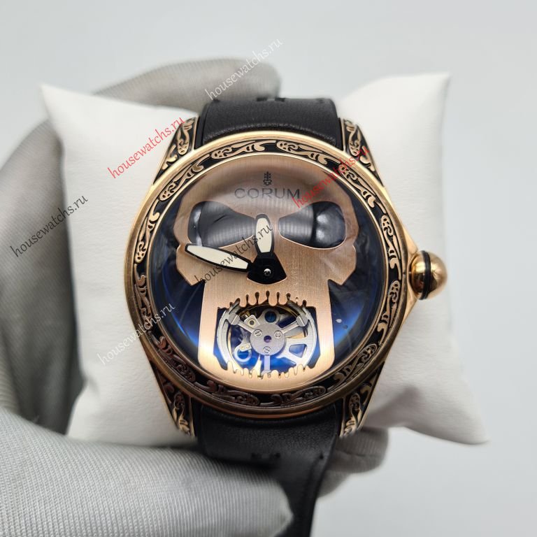 Corum Bubble Scull H105156