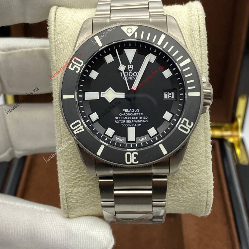 Копия Часы Tudor Pelagos Titanium H105733