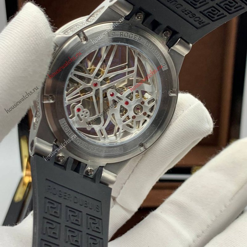 Копия Часы Roger Dubuis H105736