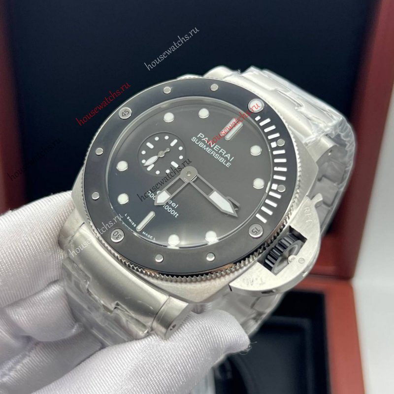 Копия Часы Panerai Luminor Submersible H106037